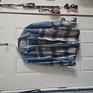 SIZE LARGE JEAN/ PLAISLD OVER TOP